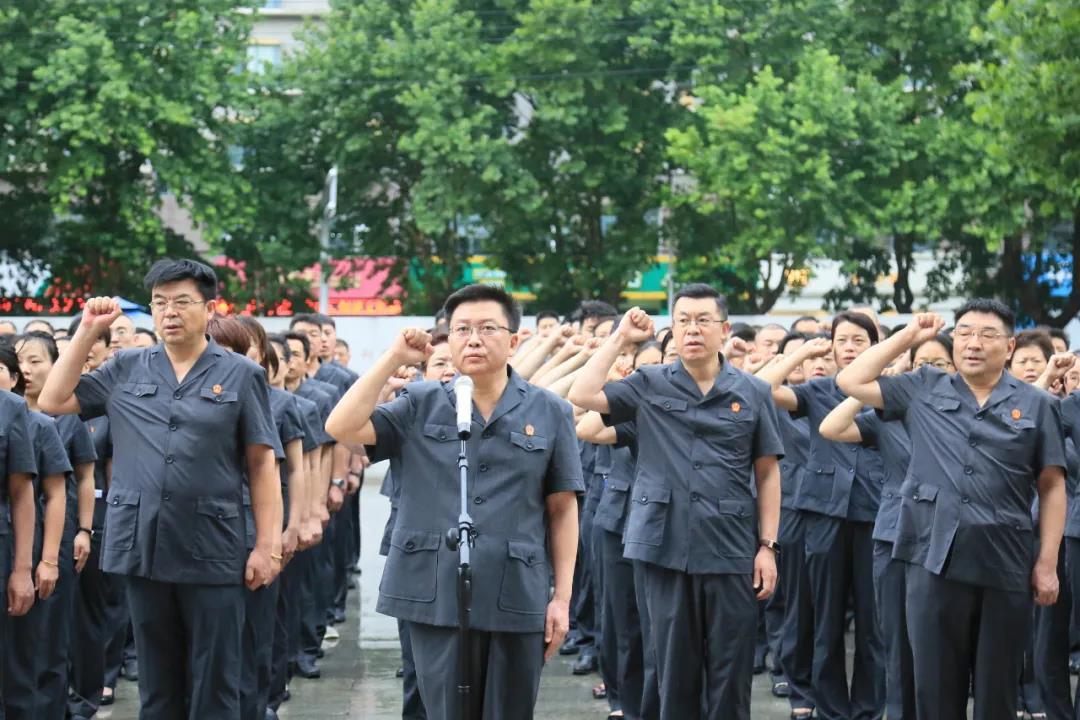 华泰（3）：押注柴油，开始魔改，一位先行者的陨落